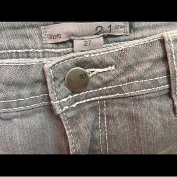 Forever 21 Grey Gray Distressed Shorts - Picture 5 of 5